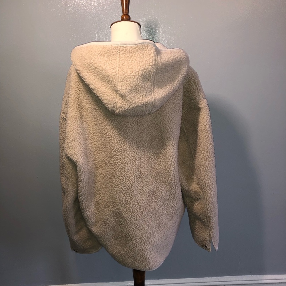 Hooded Teddy Jacket - Picture 6 of 8